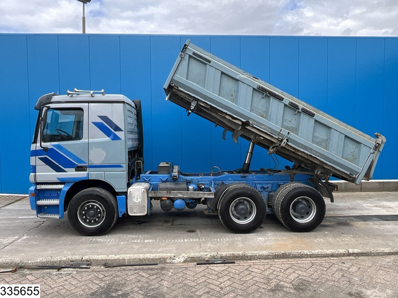 Mercedes-Benz Actros 2643 6x4, EURO 2, Manual, Retarder - Damperli kamyon: fotoğraf 3 Mercedes-Benz Actros 2643 6x4, EURO 2, Manual, Retarder - Damperli kamyon: fotoğraf 3