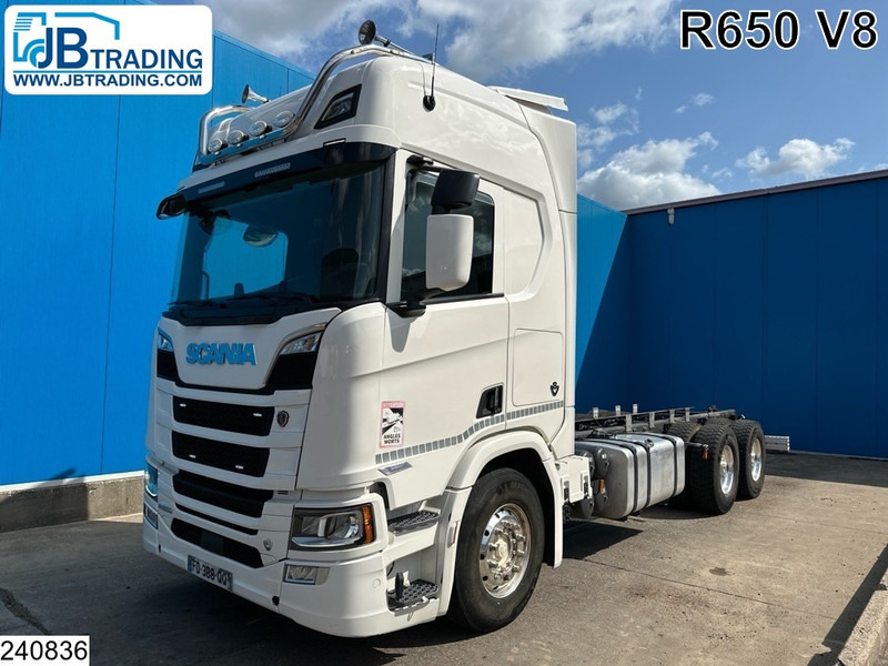 Scania R 650 6X4, EURO 6, Retarder, PTO - Şasi kamyon: fotoğraf 1 Scania R 650 6X4, EURO 6, Retarder, PTO - Şasi kamyon: fotoğraf 1