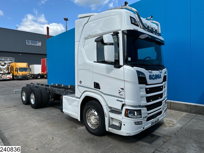 Scania R 650 6X4, EURO 6, Retarder, PTO - Şasi kamyon: fotoğraf 3 Scania R 650 6X4, EURO 6, Retarder, PTO - Şasi kamyon: fotoğraf 3