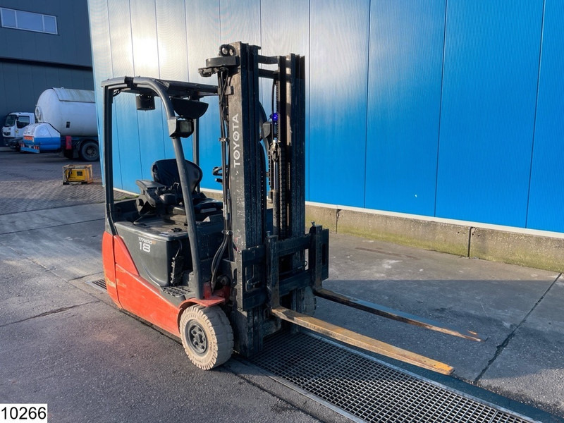 Toyota 8FBEKT18 1800KG, H 4.7M, 7764h, charger - Elektrikli forklift: fotoğraf 3 Toyota 8FBEKT18 1800KG, H 4.7M, 7764h, charger - Elektrikli forklift: fotoğraf 3