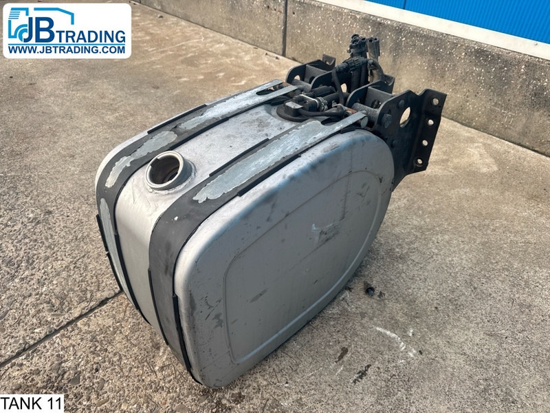 Universeel AdBlue Tank - Yakıt tankı: fotoğraf 1 Universeel AdBlue Tank - Yakıt tankı: fotoğraf 1