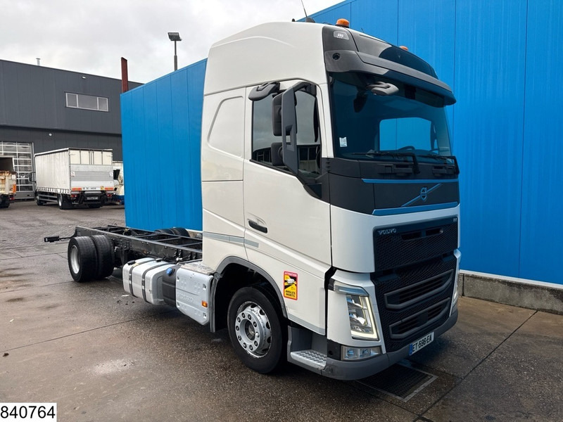 Volvo FH 420 EURO 6, Standairco - Şasi kamyon: fotoğraf 2 Volvo FH 420 EURO 6, Standairco - Şasi kamyon: fotoğraf 2