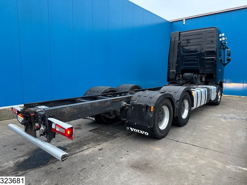 Volvo FH16 750 6X4, EURO 6D, Retarder, PTO - Şasi kamyon: fotoğraf 3 Volvo FH16 750 6X4, EURO 6D, Retarder, PTO - Şasi kamyon: fotoğraf 3