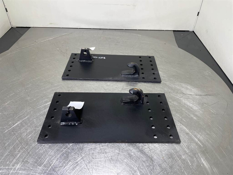 Aanlasoren Landbouw - Adapter plate/Adapterplatte - Çabuk bağlantı - İş makinaları: fotoğraf 3 Aanlasoren Landbouw - Adapter plate/Adapterplatte - Çabuk bağlantı - İş makinaları: fotoğraf 3