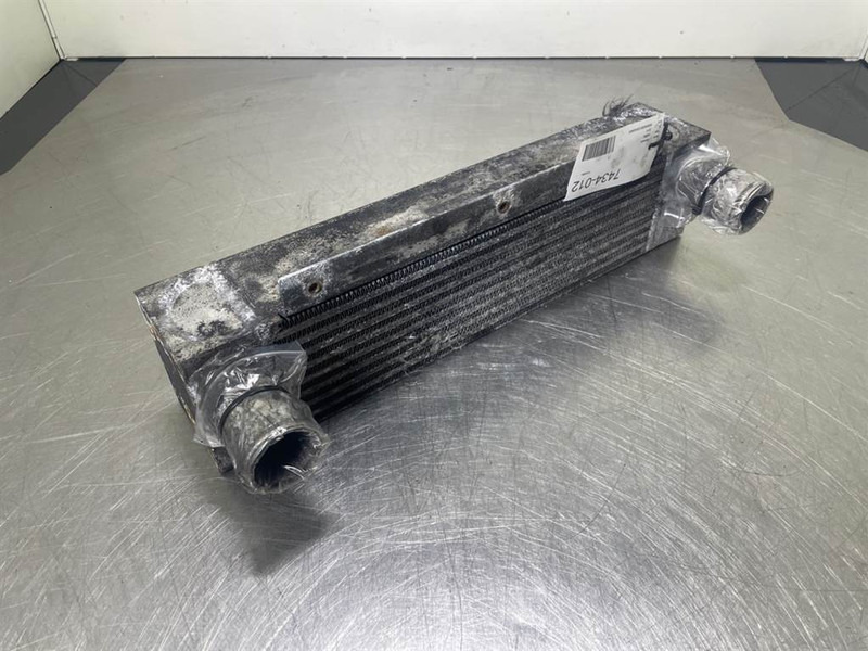 Ahlmann AS900-23126962-Cooler/Kühler/Koeler - Motor - İş makinaları: fotoğraf 2 Ahlmann AS900-23126962-Cooler/Kühler/Koeler - Motor - İş makinaları: fotoğraf 2