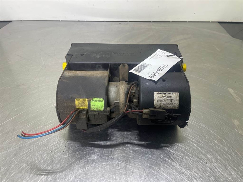Ahlmann AZ6-Aurora Teddy Einbau 12V-Blower/Heater - Kabin ve iç mekan - İş makinaları: fotoğraf 3 Ahlmann AZ6-Aurora Teddy Einbau 12V-Blower/Heater - Kabin ve iç mekan - İş makinaları: fotoğraf 3
