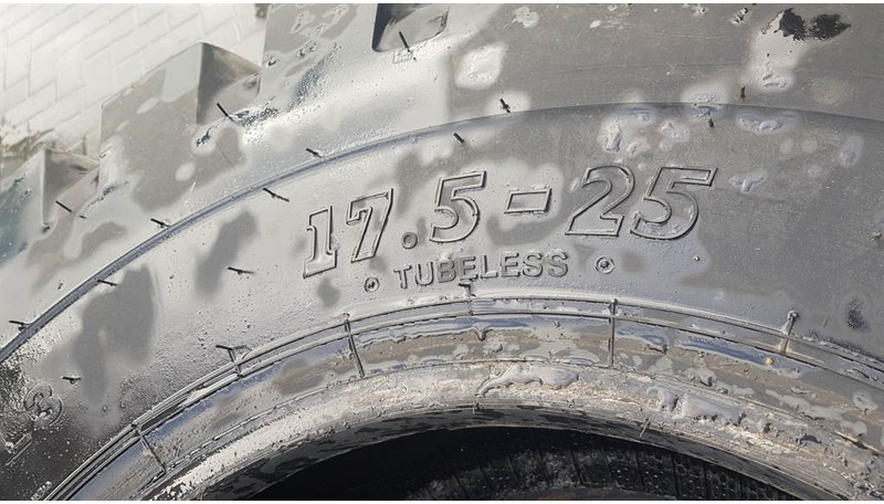 BKT 17.5-25 - Tyre/Reifen/Band - Lastik - İş makinaları: fotoğraf 3 BKT 17.5-25 - Tyre/Reifen/Band - Lastik - İş makinaları: fotoğraf 3