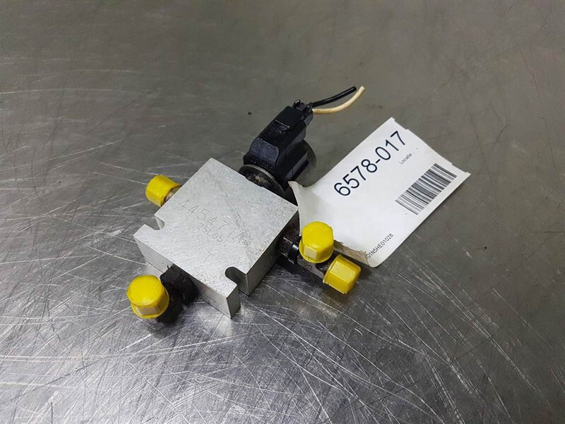 Case 621D-CNH 445471A1-Valve/Ventile/Ventiel - Hidrolik - İş makinaları: fotoğraf 1 Case 621D-CNH 445471A1-Valve/Ventile/Ventiel - Hidrolik - İş makinaları: fotoğraf 1