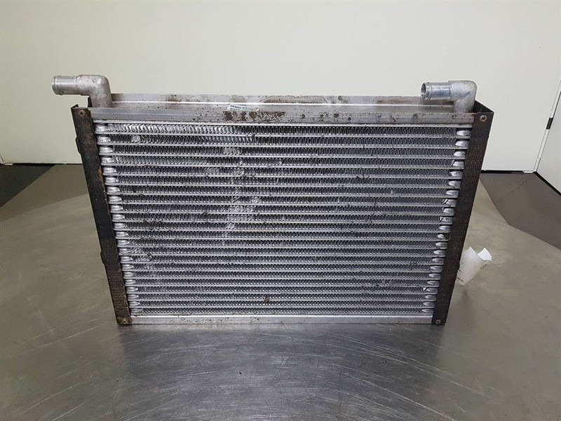 Case 621D-Denso MNY70266501B2C-Cooler/Kühler/Koeler - Motor - İş makinaları: fotoğraf 1 Case 621D-Denso MNY70266501B2C-Cooler/Kühler/Koeler - Motor - İş makinaları: fotoğraf 1