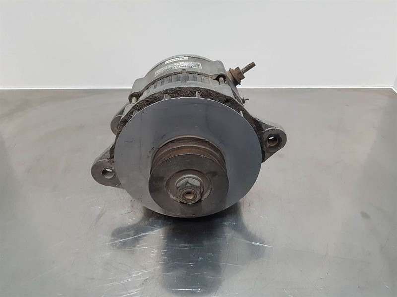Cat 177-9953-24V 80A-Alternator/Lichtmaschine/Dynamo - Motor - İş makinaları: fotoğraf 2 Cat 177-9953-24V 80A-Alternator/Lichtmaschine/Dynamo - Motor - İş makinaları: fotoğraf 2