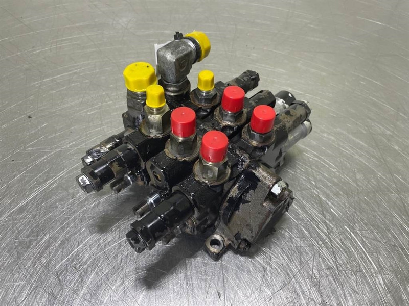 Hitachi ZW95LSD-KYB 00030-30141-Valve/Ventile/Ventiel - Hidrolik - İş makinaları: fotoğraf 2 Hitachi ZW95LSD-KYB 00030-30141-Valve/Ventile/Ventiel - Hidrolik - İş makinaları: fotoğraf 2