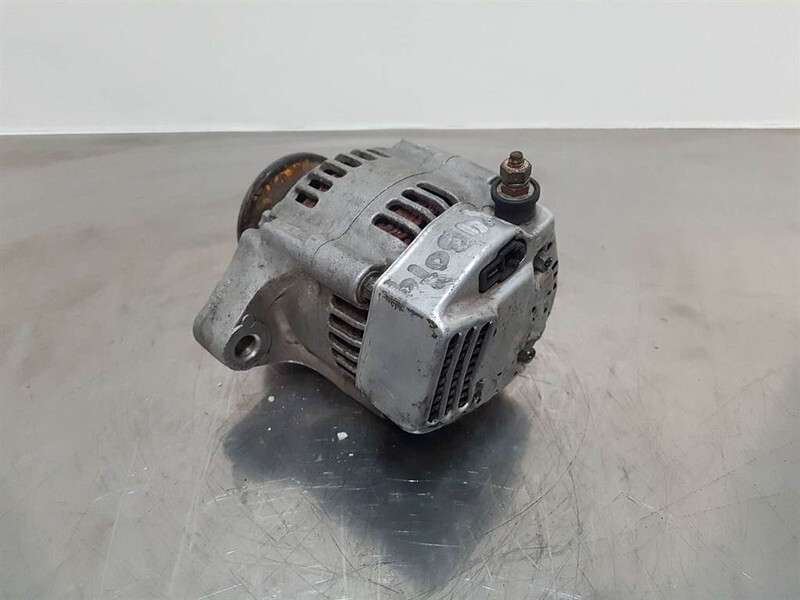 Kubota 12V 30A - Alternator/Lichtmaschine/Dynamo - Motor - İş makinaları: fotoğraf 4 Kubota 12V 30A - Alternator/Lichtmaschine/Dynamo - Motor - İş makinaları: fotoğraf 4