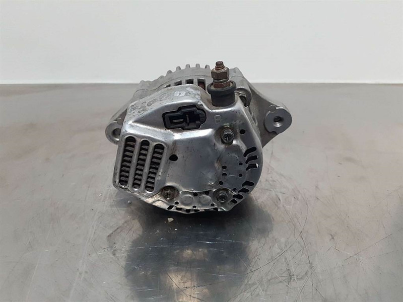 Kubota 12V 30A - Alternator/Lichtmaschine/Dynamo - Motor - İş makinaları: fotoğraf 5 Kubota 12V 30A - Alternator/Lichtmaschine/Dynamo - Motor - İş makinaları: fotoğraf 5