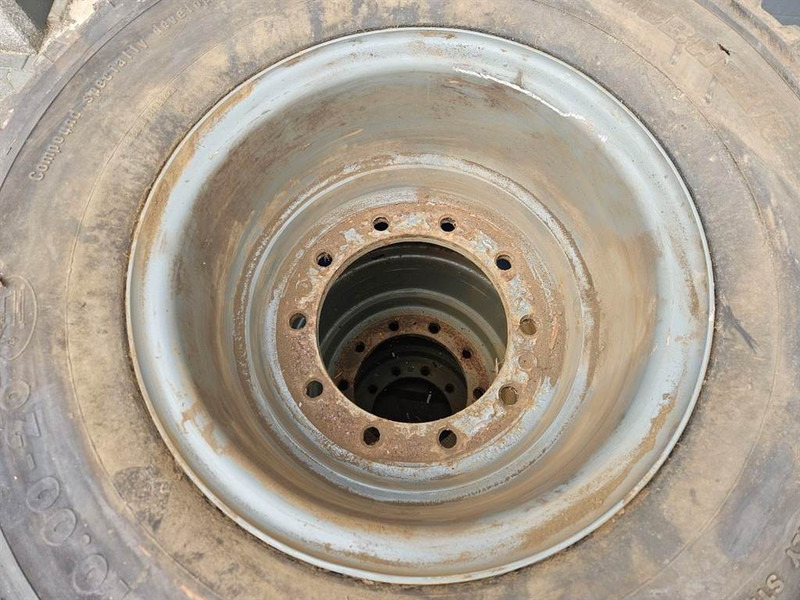 Liebherr 10.00-20 - Tire/Reifen/Band - Lastikler ve jantlar - İş makinaları: fotoğraf 5 Liebherr 10.00-20 - Tire/Reifen/Band - Lastikler ve jantlar - İş makinaları: fotoğraf 5