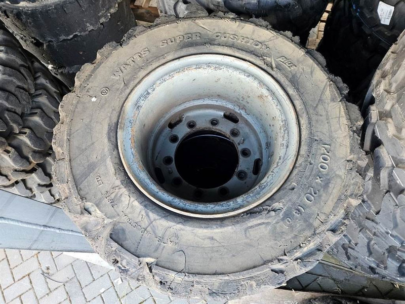 Liebherr A934C-12.00-20-Tire/Reifen/Band - Lastikler ve jantlar - İş makinaları: fotoğraf 4 Liebherr A934C-12.00-20-Tire/Reifen/Band - Lastikler ve jantlar - İş makinaları: fotoğraf 4