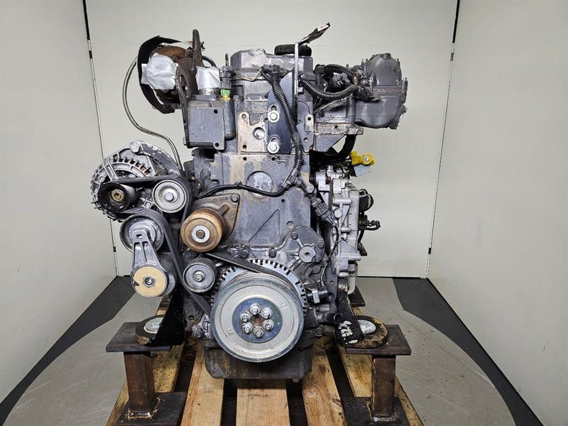 New Holland W110C-FPT F4HFE413J-Engine/Motor - Motor - İş makinaları: fotoğraf 3 New Holland W110C-FPT F4HFE413J-Engine/Motor - Motor - İş makinaları: fotoğraf 3