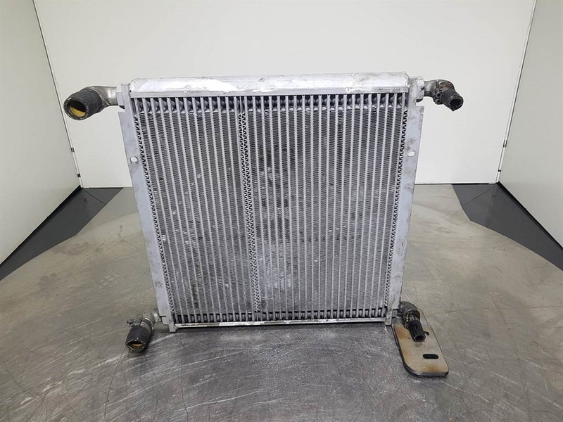 Nissens TN3010006-Cooler/Kühler/Koeler - Motor - İş makinaları: fotoğraf 1 Nissens TN3010006-Cooler/Kühler/Koeler - Motor - İş makinaları: fotoğraf 1