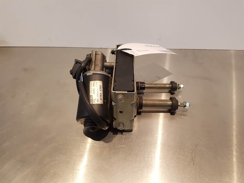 Terex TL/SKL-5388665416-OSLV-Wiper motor/Wischermotor - Elektrik sistemi - İş makinaları: fotoğraf 5 Terex TL/SKL-5388665416-OSLV-Wiper motor/Wischermotor - Elektrik sistemi - İş makinaları: fotoğraf 5
