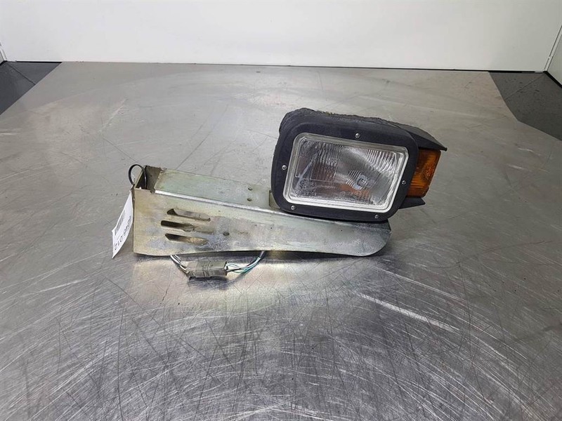 Terex TL260 - Light/Leuchte/Verlichting - Elektrik sistemi - İş makinaları: fotoğraf 1 Terex TL260 - Light/Leuchte/Verlichting - Elektrik sistemi - İş makinaları: fotoğraf 1