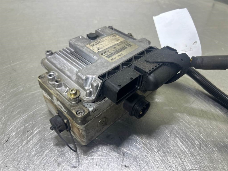 Terex TW150-6105408/6086501-ECU/Control box/Steuermodul - Elektrik sistemi - İş makinaları: fotoğraf 5 Terex TW150-6105408/6086501-ECU/Control box/Steuermodul - Elektrik sistemi - İş makinaları: fotoğraf 5
