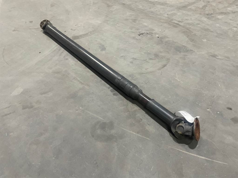 Volvo L45F-15231578 - Propshaft/Gelenkwelle/Cardanas - Aks ve yedek parça - İş makinaları: fotoğraf 3 Volvo L45F-15231578 - Propshaft/Gelenkwelle/Cardanas - Aks ve yedek parça - İş makinaları: fotoğraf 3