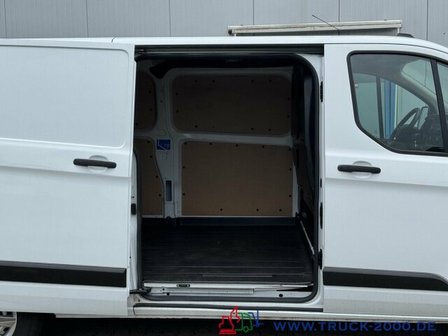 Ford Transit Custom Lang Trend 3Sitzer + Klima + DAB - Küçük panelvan: fotoğraf 5 Ford Transit Custom Lang Trend 3Sitzer + Klima + DAB - Küçük panelvan: fotoğraf 5