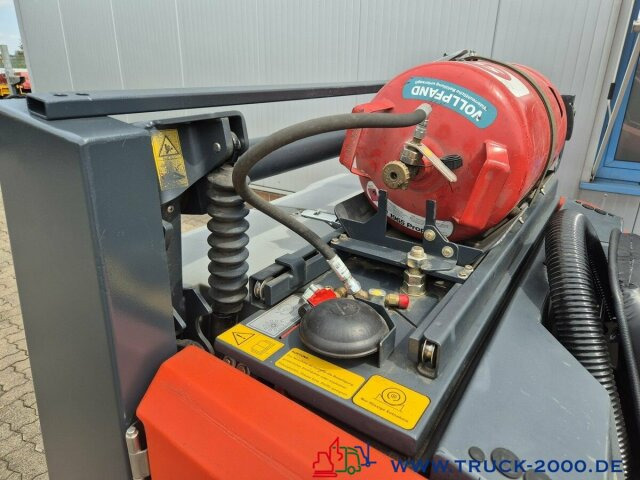 Yer süpürme makinası Hako Sweepmaster 1500RH Kehr- Flächen Hallenreiniger: fotoğraf 6