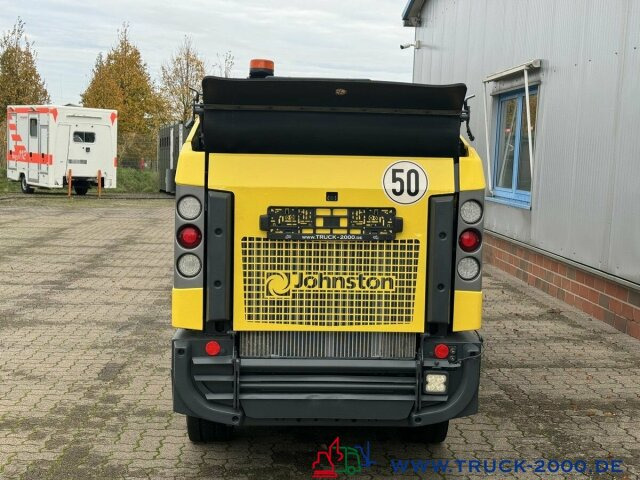 Johnston Bucher Sweeper CX 201 Kehren + Sprühen Klima - Yol süpürme aracı: fotoğraf 3 Johnston Bucher Sweeper CX 201 Kehren + Sprühen Klima - Yol süpürme aracı: fotoğraf 3