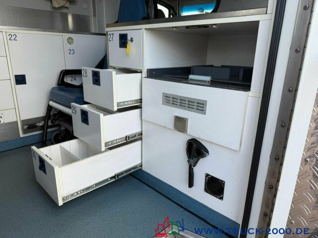 Mercedes-Benz Sprinter 516 Fahrtec RTW Luftfederung 1. Hand - Ambulans arabası: fotoğraf 3 Mercedes-Benz Sprinter 516 Fahrtec RTW Luftfederung 1. Hand - Ambulans arabası: fotoğraf 3