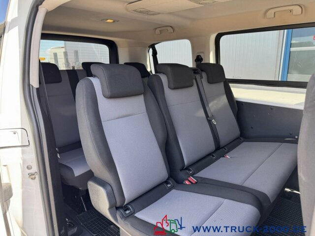 Opel Vivaro 9 Sitzer Klima vorne & hinten Navi + DAB - Minibüs, Minivan: fotoğraf 5 Opel Vivaro 9 Sitzer Klima vorne & hinten Navi + DAB - Minibüs, Minivan: fotoğraf 5