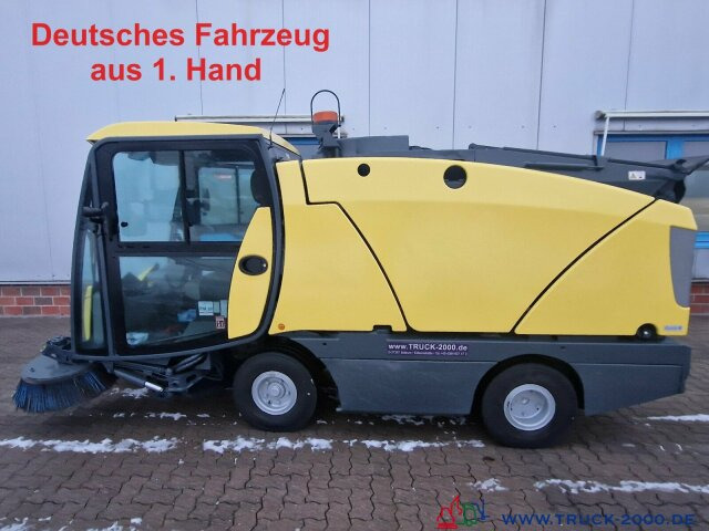Schmidt Johnston Bucher Sweeper CX 201 Kehren + Sprühen Klima - Yol süpürme aracı: fotoğraf 1 Schmidt Johnston Bucher Sweeper CX 201 Kehren + Sprühen Klima - Yol süpürme aracı: fotoğraf 1