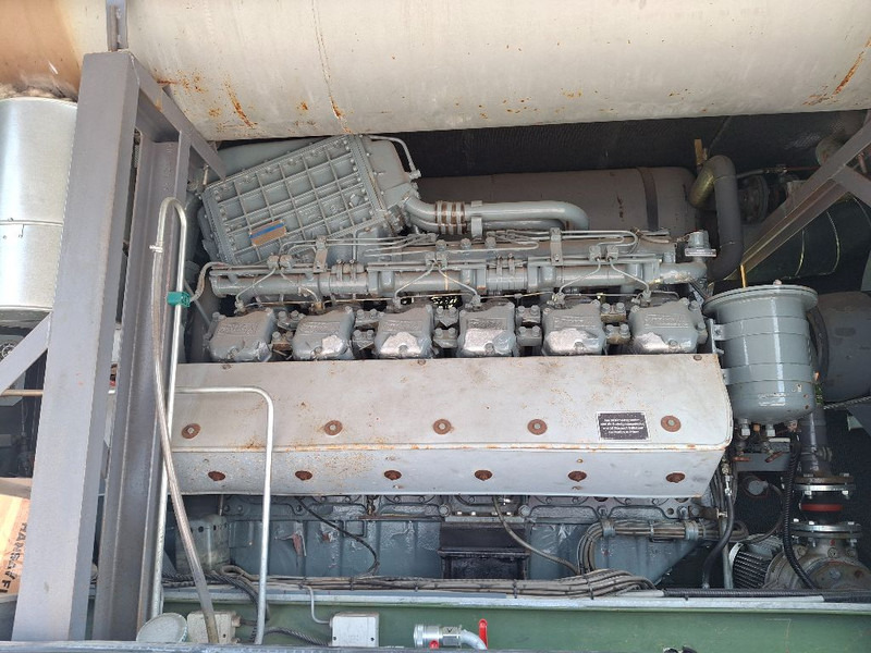Deutz BA12M816U - Elektrikli jeneratör: fotoğraf 3 Deutz BA12M816U - Elektrikli jeneratör: fotoğraf 3