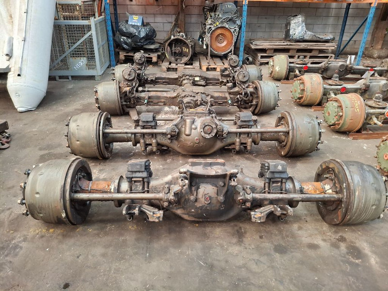 MAN KAT 8x8 complete AXLE SET - Aks ve yedek parça: fotoğraf 5 MAN KAT 8x8 complete AXLE SET - Aks ve yedek parça: fotoğraf 5