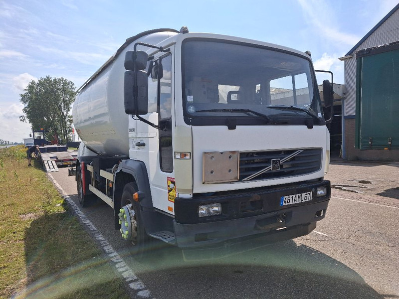 Volvo FL 250 GAS / LPG - Tanker kamyon: fotoğraf 2 Volvo FL 250 GAS / LPG - Tanker kamyon: fotoğraf 2