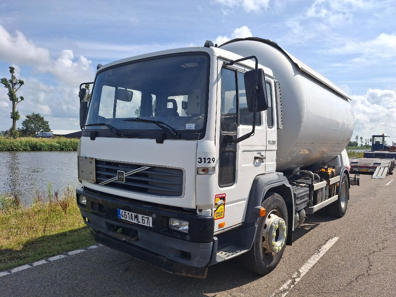 Volvo FL 250 GAS / LPG - Tanker kamyon: fotoğraf 1 Volvo FL 250 GAS / LPG - Tanker kamyon: fotoğraf 1