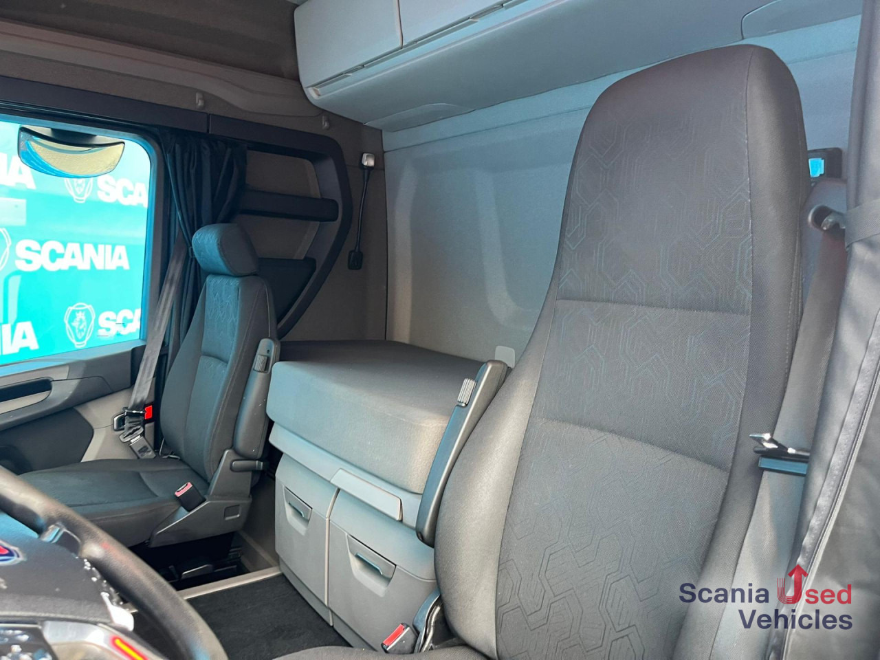 SCANIA R 410 A4x2NA RETARDER ADR FL LED ACC - Çekici: fotoğraf 3 SCANIA R 410 A4x2NA RETARDER ADR FL LED ACC - Çekici: fotoğraf 3