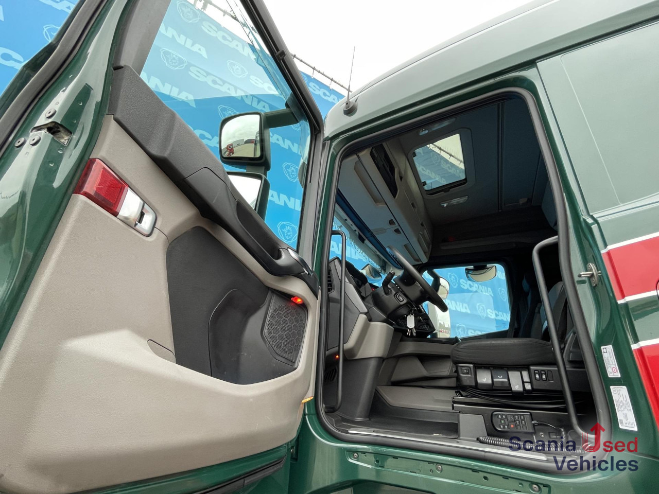 SCANIA R 410 A4x2NA RETARDER ADR FL LED ACC - Çekici: fotoğraf 3 SCANIA R 410 A4x2NA RETARDER ADR FL LED ACC - Çekici: fotoğraf 3