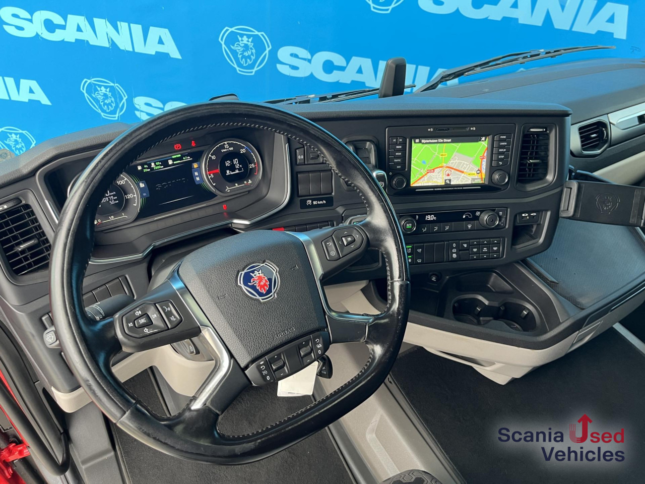SCANIA R 410 A4x2NA RETARDER LED NAVI - Çekici: fotoğraf 3 SCANIA R 410 A4x2NA RETARDER LED NAVI - Çekici: fotoğraf 3