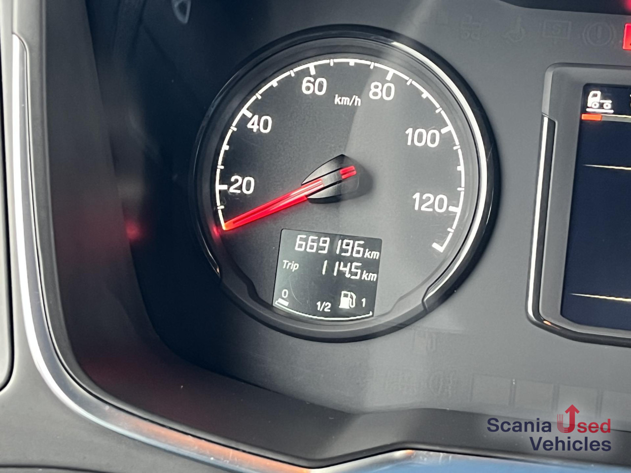 SCANIA R 450 A4x2LB RETARDER DIFF-L P-AIRCO FULL AIR - Çekici: fotoğraf 5 SCANIA R 450 A4x2LB RETARDER DIFF-L P-AIRCO FULL AIR - Çekici: fotoğraf 5