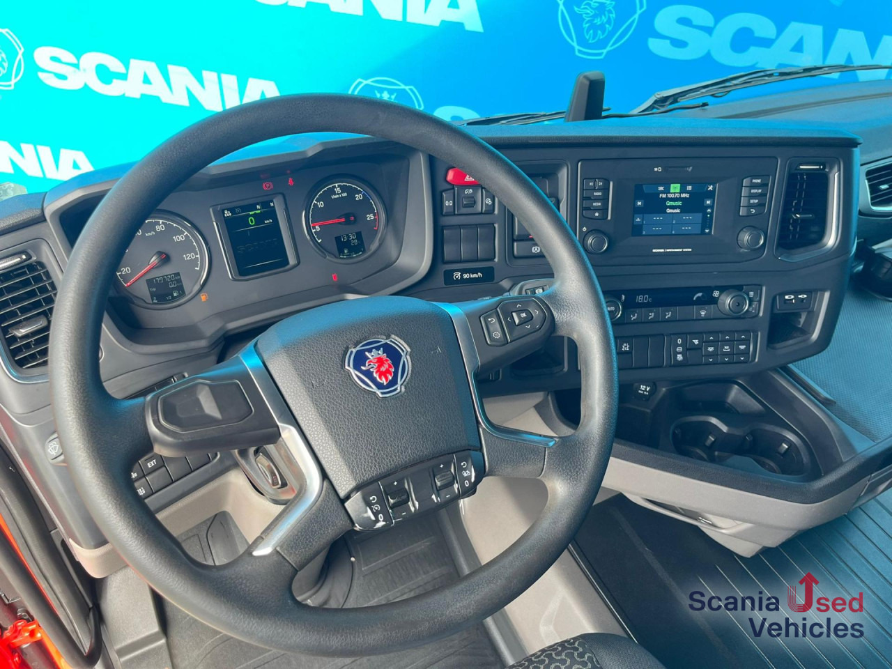 SCANIA R 450 A4x2NA RETARDER 8T DIFF-L HYDRO LOW MILEAGE - Çekici: fotoğraf 5 SCANIA R 450 A4x2NA RETARDER 8T DIFF-L HYDRO LOW MILEAGE - Çekici: fotoğraf 5