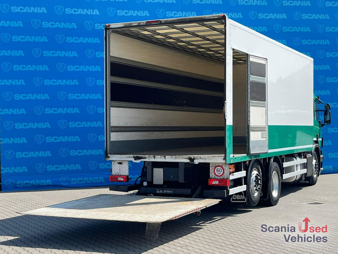 SCANIA P 320 DB6x2*4MNB RETARDER FULL AIR 8T TAIL LIFT 2T - Kapalı kasa kamyon: fotoğraf 2 SCANIA P 320 DB6x2*4MNB RETARDER FULL AIR 8T TAIL LIFT 2T - Kapalı kasa kamyon: fotoğraf 2