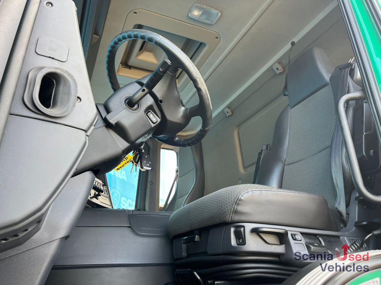 SCANIA P 320 DB6x2*4MNB RETARDER FULL AIR 8T TAIL LIFT 2T - Kapalı kasa kamyon: fotoğraf 3 SCANIA P 320 DB6x2*4MNB RETARDER FULL AIR 8T TAIL LIFT 2T - Kapalı kasa kamyon: fotoğraf 3