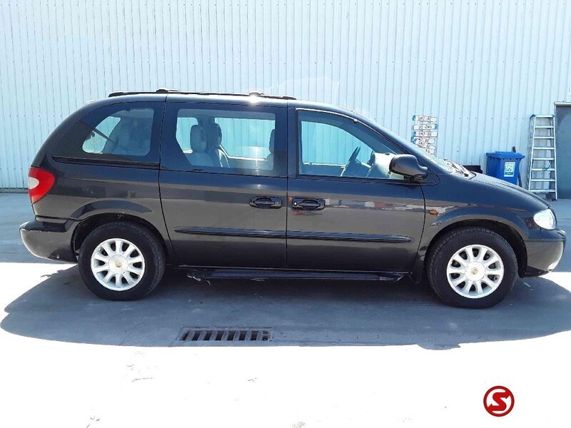 Chrysler Voyager tdi - Binek araba: fotoğraf 4 Chrysler Voyager tdi - Binek araba: fotoğraf 4