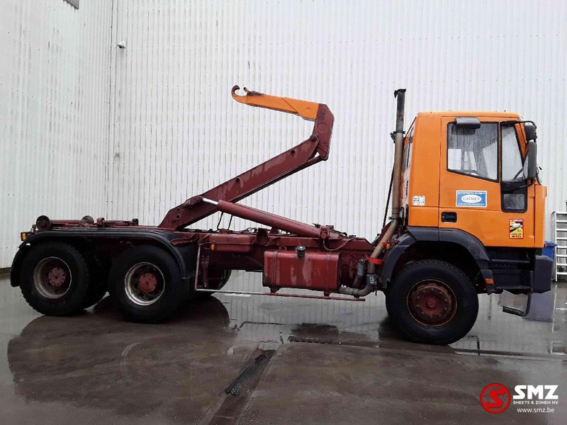 Iveco Trakker 260 E 34 6x4 francais - Konteynır taşıyıcı/ Yedek karoser kamyon: fotoğraf 4 Iveco Trakker 260 E 34 6x4 francais - Konteynır taşıyıcı/ Yedek karoser kamyon: fotoğraf 4