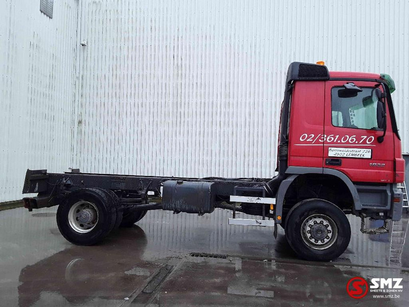 Mercedes-Benz Actros 1832 4x4 209000 km!! - Şasi kamyon: fotoğraf 4 Mercedes-Benz Actros 1832 4x4 209000 km!! - Şasi kamyon: fotoğraf 4