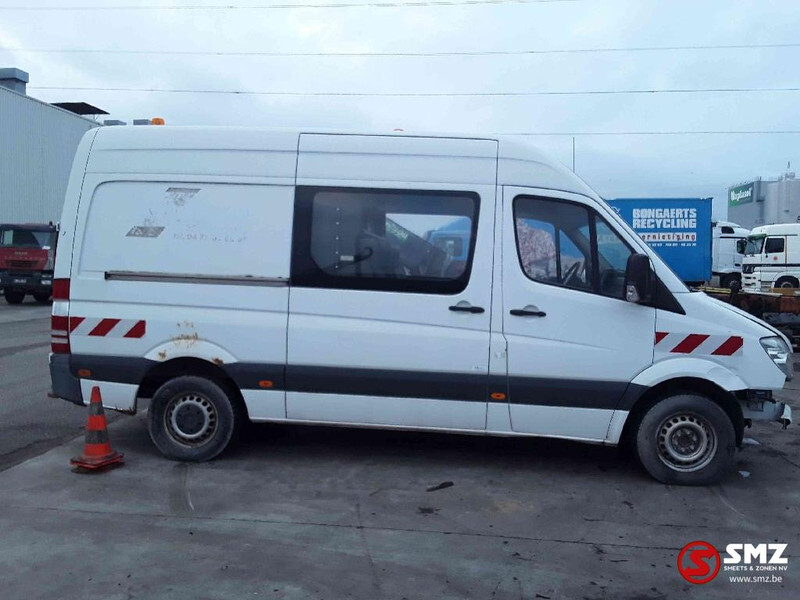 Mercedes-Benz Sprinter 311 accident - Kapalı kasa kamyonet: fotoğraf 4 Mercedes-Benz Sprinter 311 accident - Kapalı kasa kamyonet: fotoğraf 4