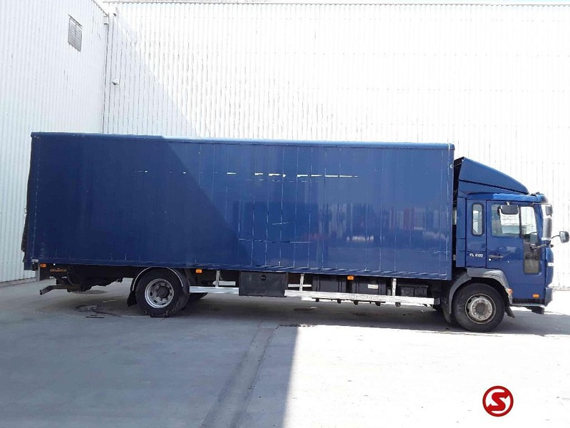 Volvo FL 220 - Kapalı kasa kamyon: fotoğraf 4 Volvo FL 220 - Kapalı kasa kamyon: fotoğraf 4