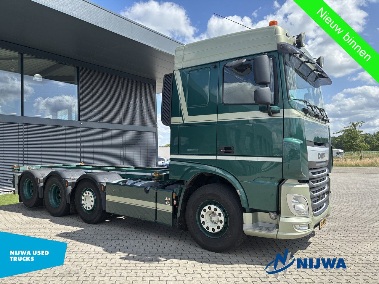 DAF XF 460 8x2 20ft container systeem - Kancalı yükleyici kamyon: fotoğraf 2 DAF XF 460 8x2 20ft container systeem - Kancalı yükleyici kamyon: fotoğraf 2