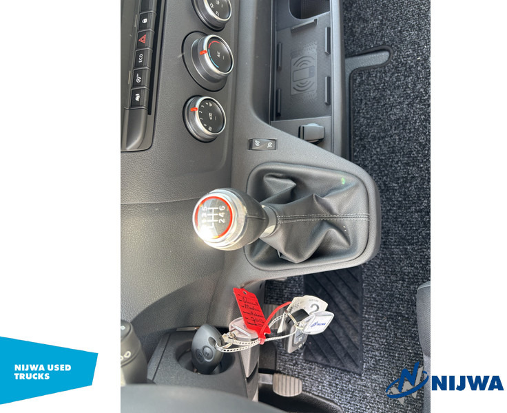 Yeni Panelvan Renault Master T35 165 Camera + Hulpluchtvering: fotoğraf 9