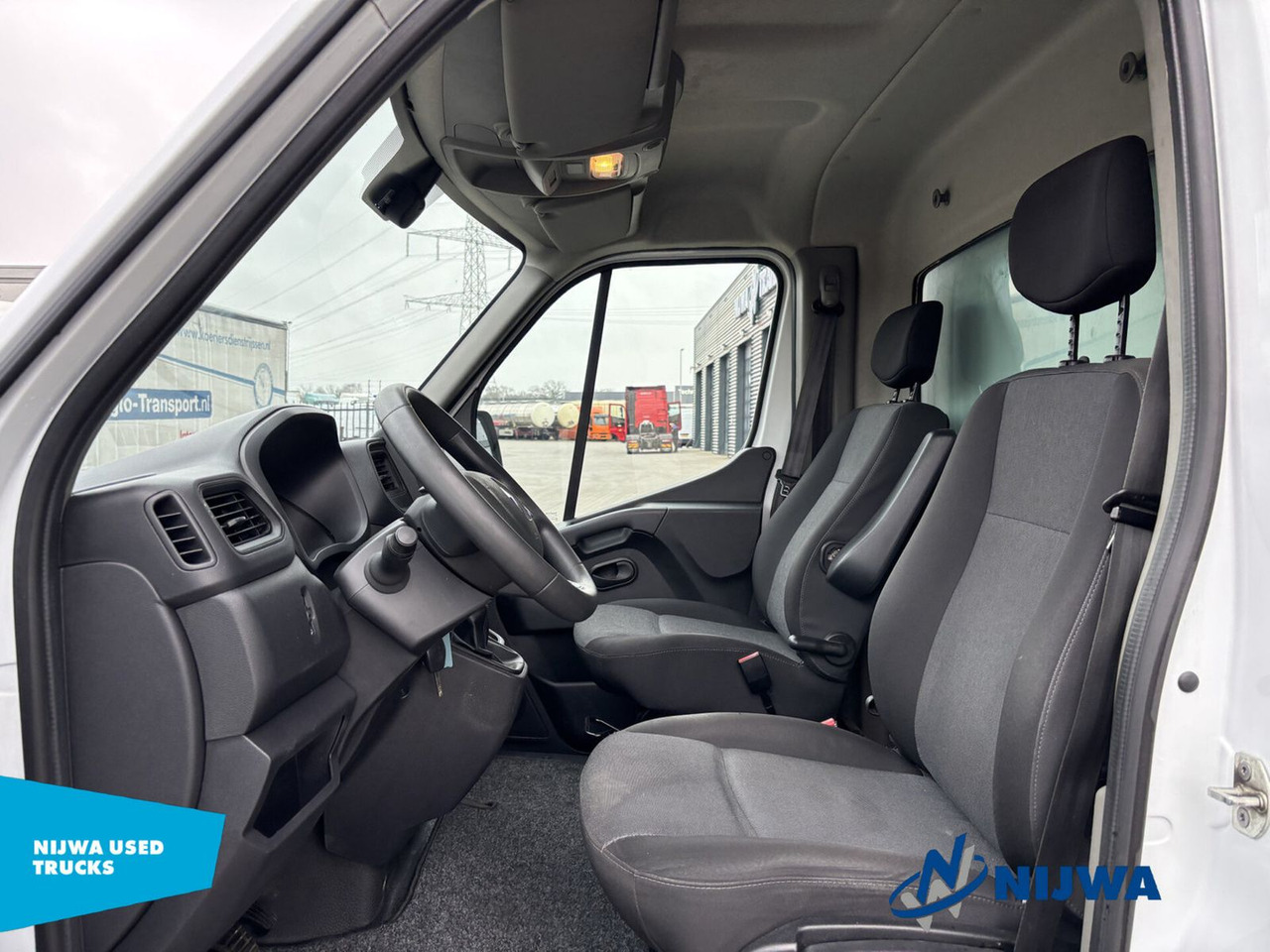 Renault Master T35 165 Navigatie + Zijdeur Kasten Renault Master T35 165 Navigatie + Zijdeur Kasten - Panelvan: fotoğraf 5 Renault Master T35 165 Navigatie + Zijdeur Kasten Renault Master T35 165 Navigatie + Zijdeur Kasten - Panelvan: fotoğraf 5